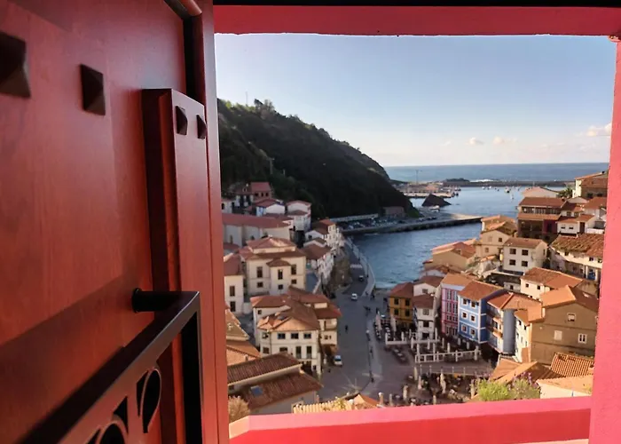 Apartahotel La Casa Del Pintor 3*